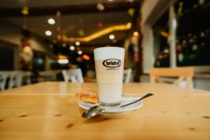 Kawa w bistro FunPark Malutkie